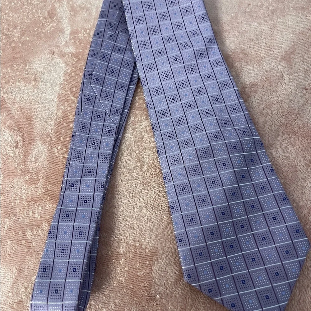 Geoffrey Beene Lavender Geometric Men's Tie